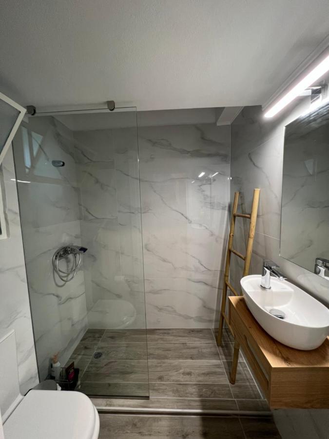Apartment In Atene Esterno foto